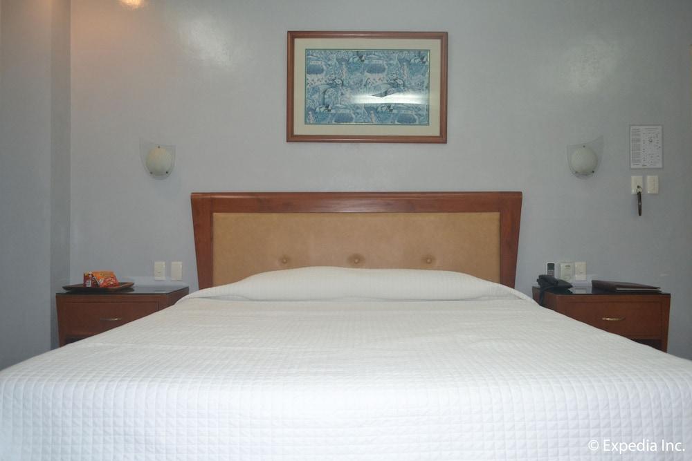 Hotel Pacific Breeze And Angeles